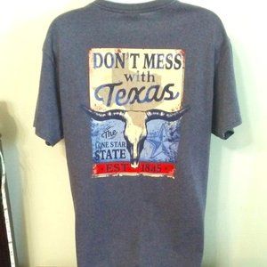 Don't Mess With Texas tee - adult size Medium